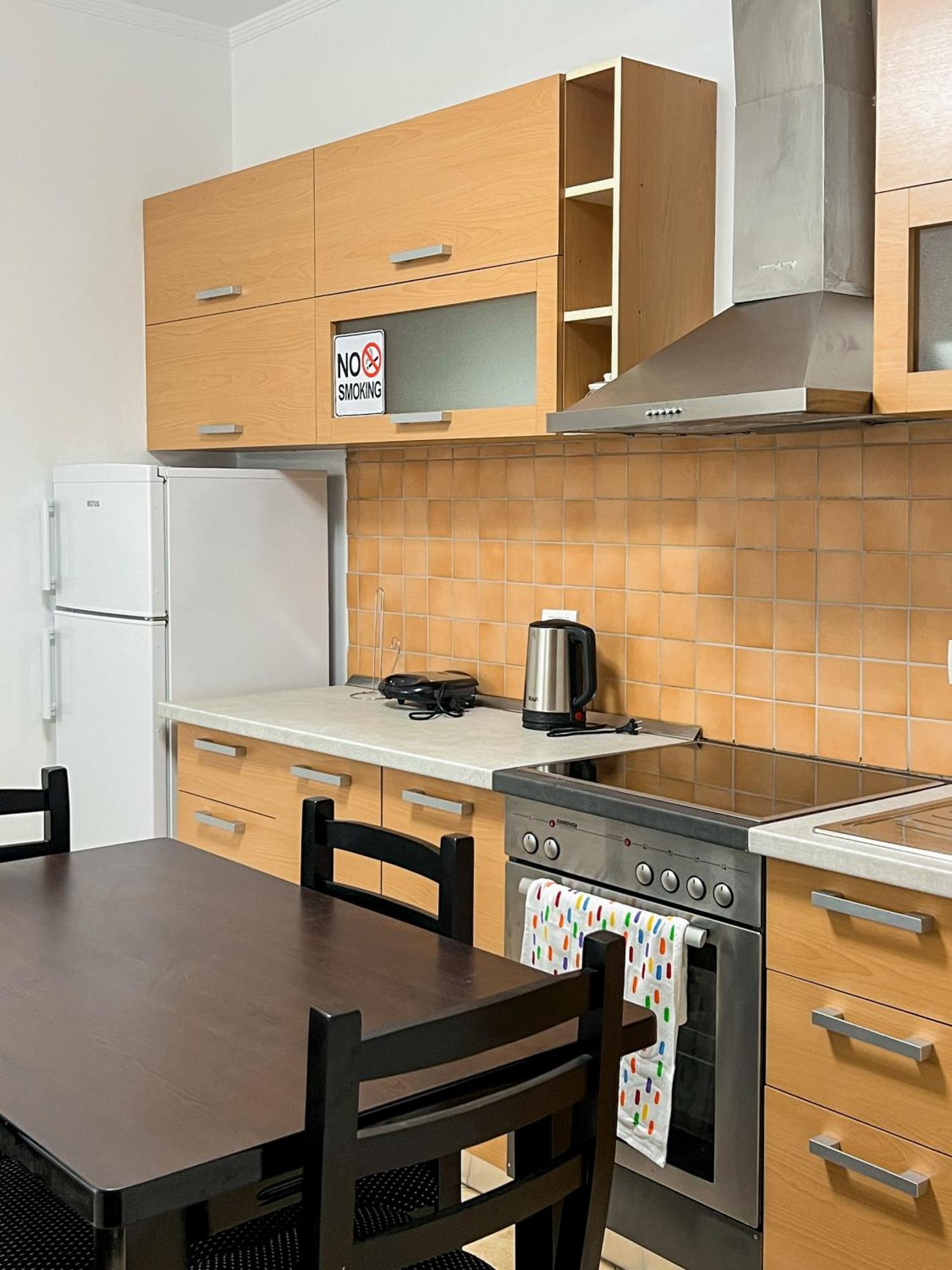 Tirana City Stay Apartments Bagian luar foto