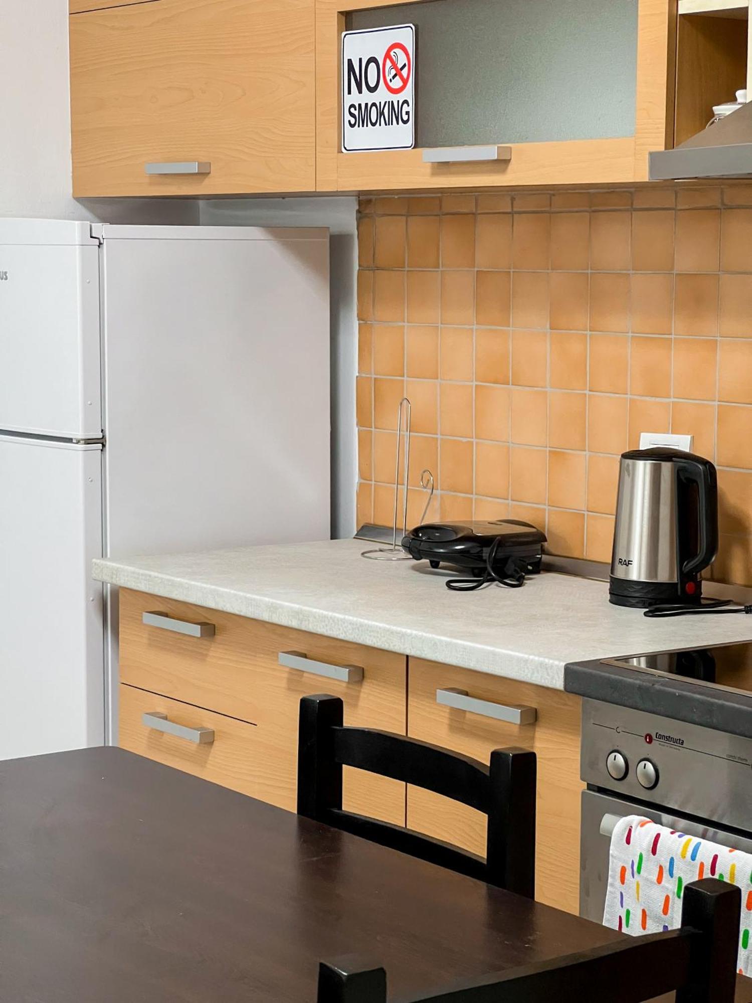Tirana City Stay Apartments Bagian luar foto