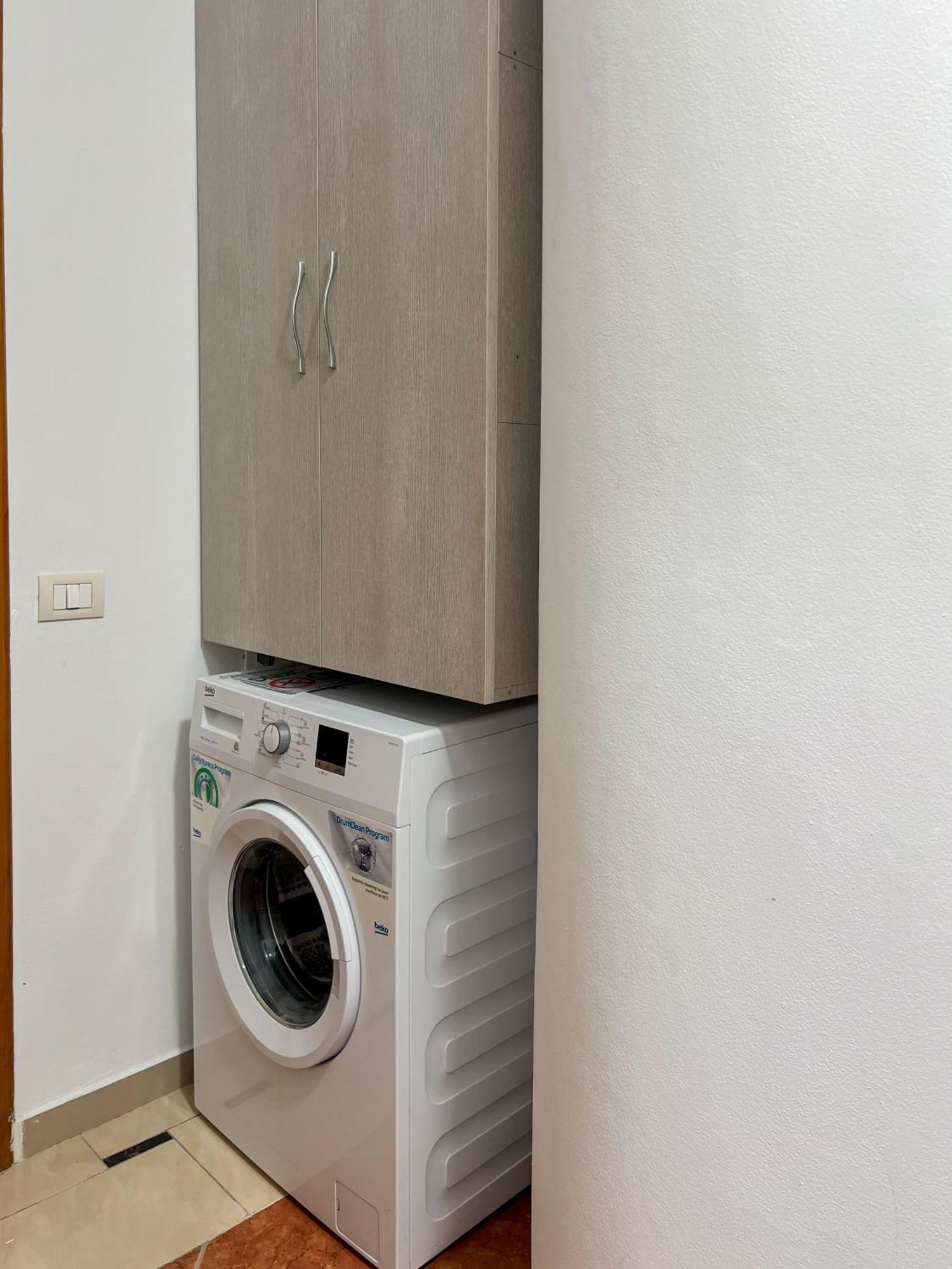 Tirana City Stay Apartments Bagian luar foto
