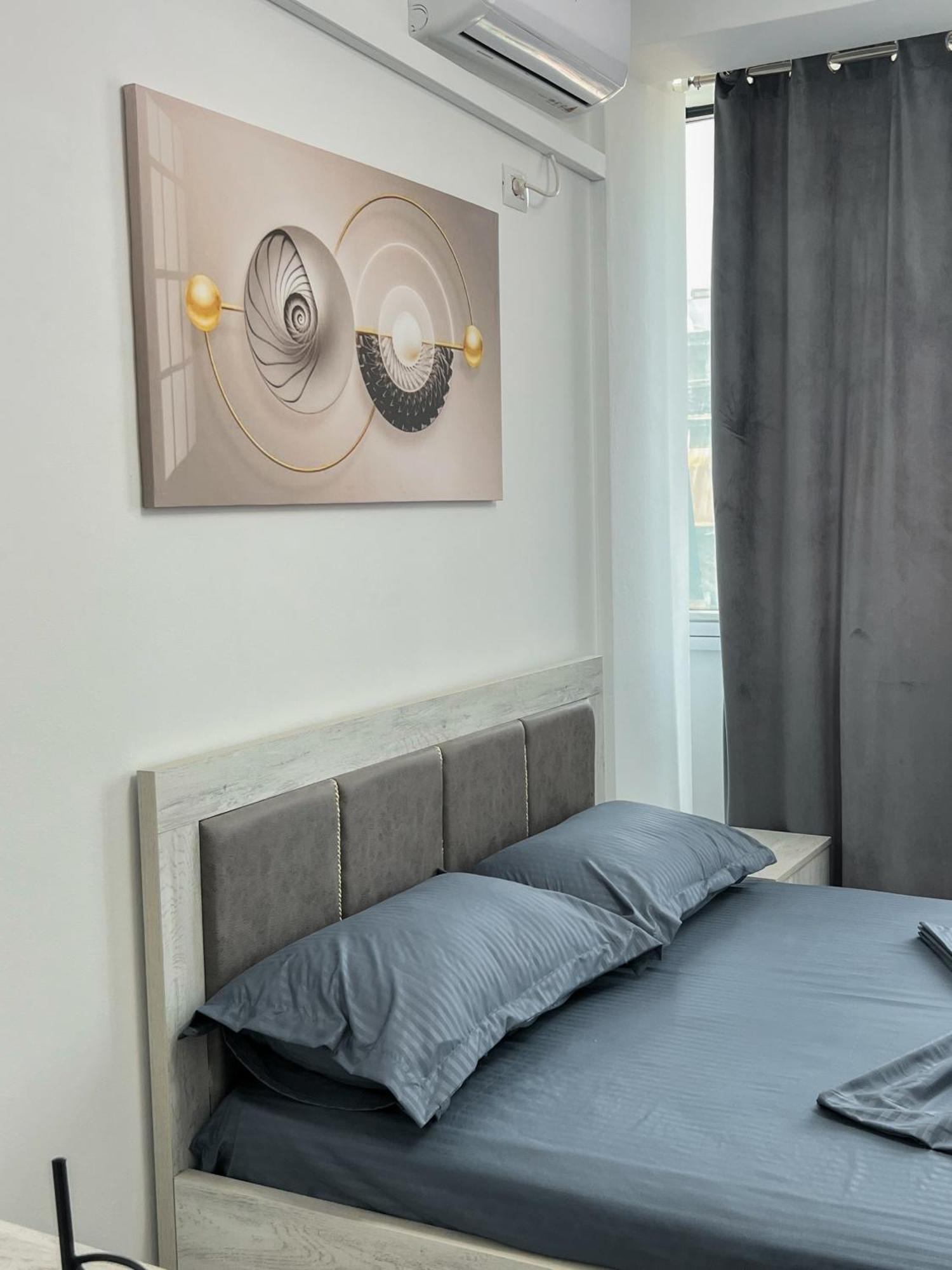 Tirana City Stay Apartments Bagian luar foto