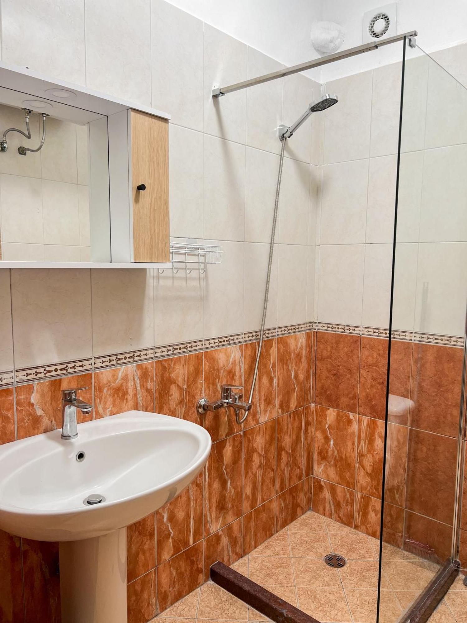 Tirana City Stay Apartments Bagian luar foto